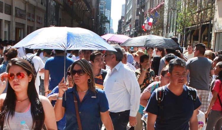 Las autoridades exhortan a la población a mantenerse informada a través de los canales oficiales y atender las recomendaciones de Protección Civil ante posibles deslaves, inundaciones, crecidas de ríos y afectaciones por viento y oleaje.