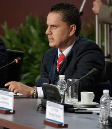 La Fiscalía General de la República (FGR) presentó pruebas que señalan a Sandoval como responsable del desvío de más de 156 millones de pesos durante su gestión como mandatario estatal entre 2011 y 2017.