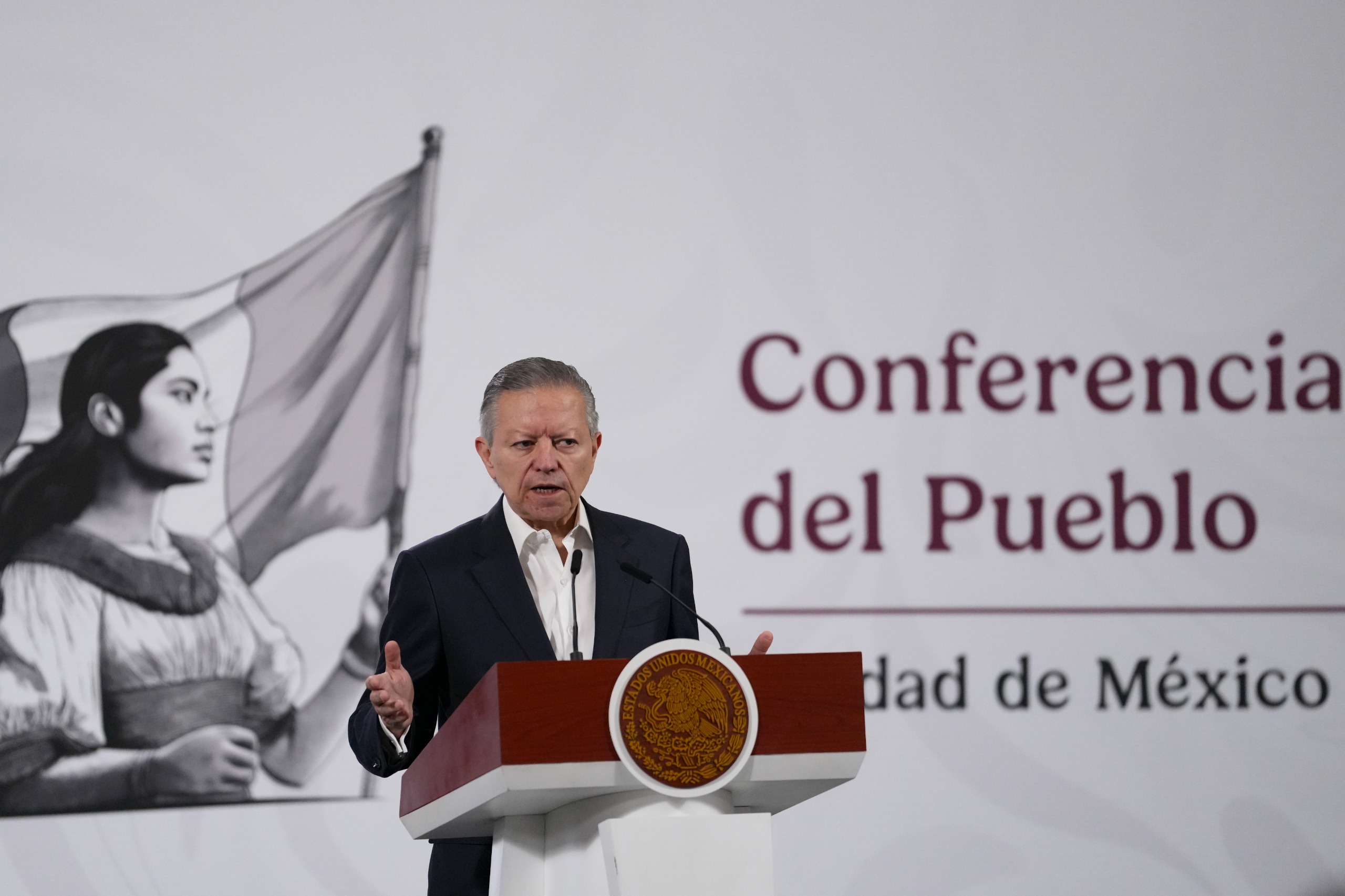 Arturo Zaldívar sostuvo que la campaña que busca presentar las modificaciones como un retroceso es “absolutamente falsa”.