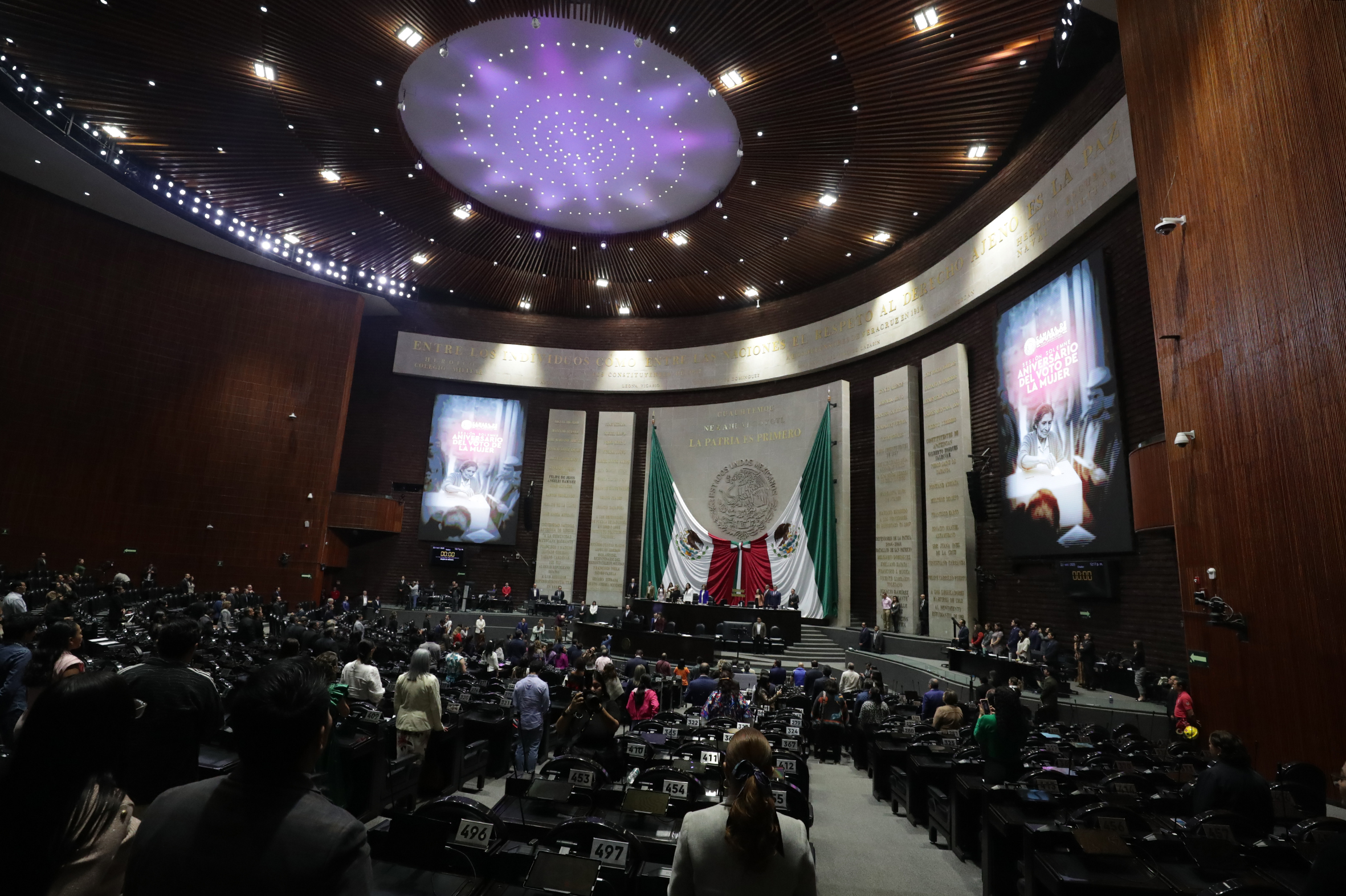 El dictamen fue avalado con 344 votos a favor y 127 en contra.