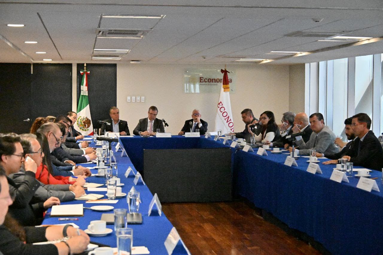 Durante octubre, se llevarán a cabo reuniones en la sede de la dependencia federal con asociaciones industriales, cámaras empresariales y empresas de distintos giros,
