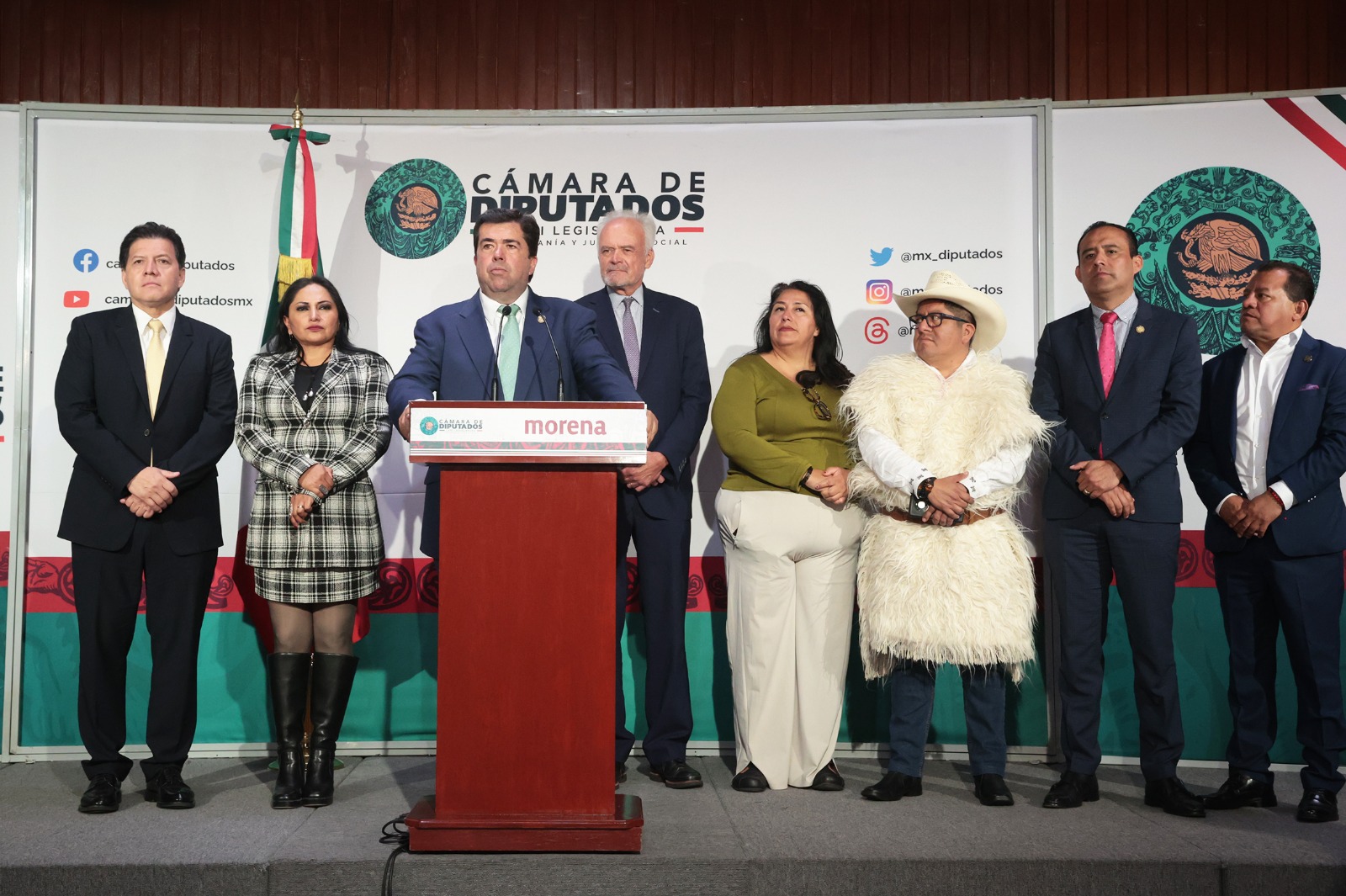 El diputado Pedro Haces Barba, del grupo parlamentario de Morena, afirmó que las y los trabajadores son el motor de la productividad nacional, por lo que deben participar activamente en la revisión del Tratado entre México, Estados Unidos y Canadá (T-MEC), prevista para el próximo año.