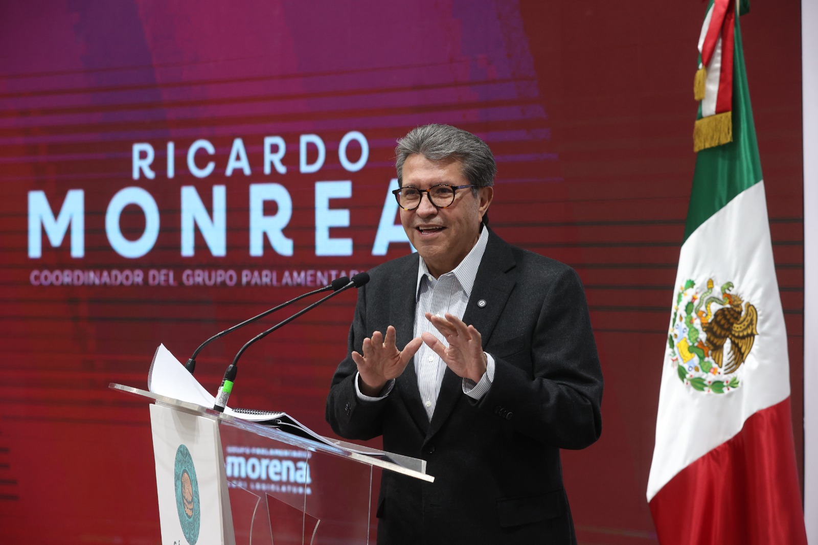 Afirmó que no habrá dispensa de trámite, ninguna excepción a la aplicación de la ley en la materia.