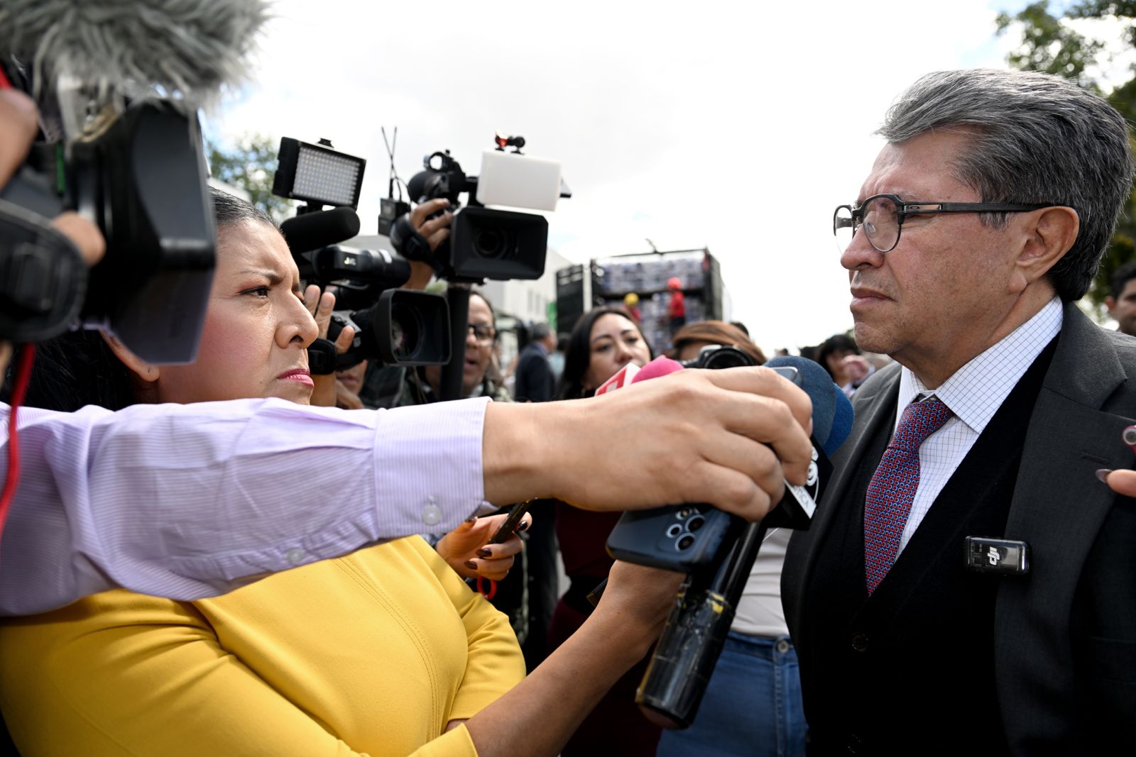 Monreal adelantó que la próxima semana revisarán los lineamientos y ordenamientos jurídicos necesarios.