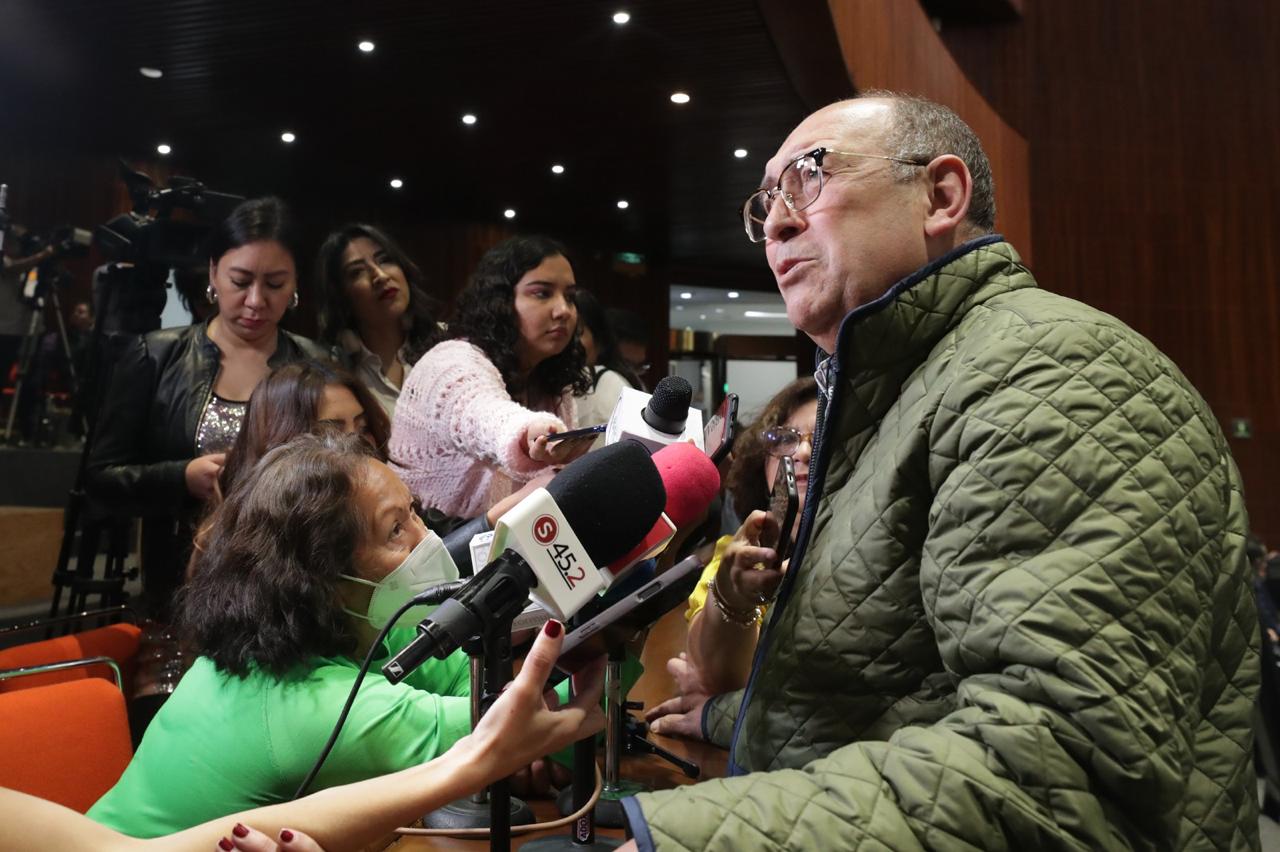 “La deuda es el doble del presupuesto del país y se incrementó en esa cantidad básicamente durante el gobierno de López Obrador”, expuso.