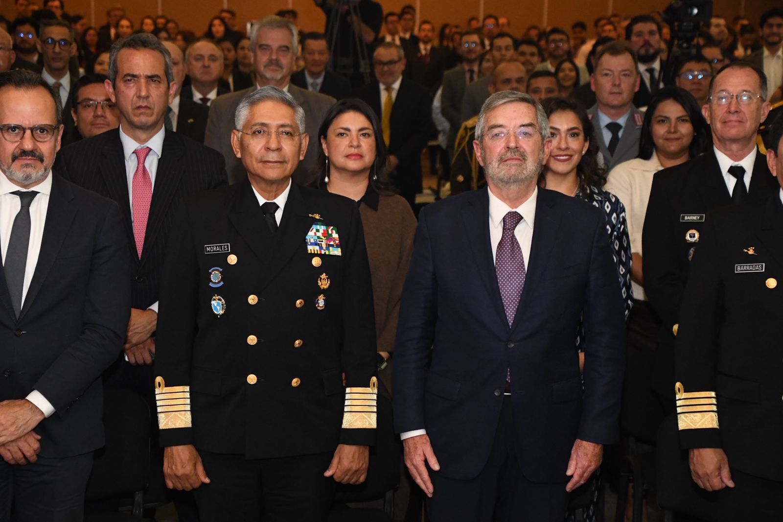 De la Fuente destacó que ambas instituciones comparten la defensa del interés nacional, la protección de la soberanía y la lealtad a las instituciones.