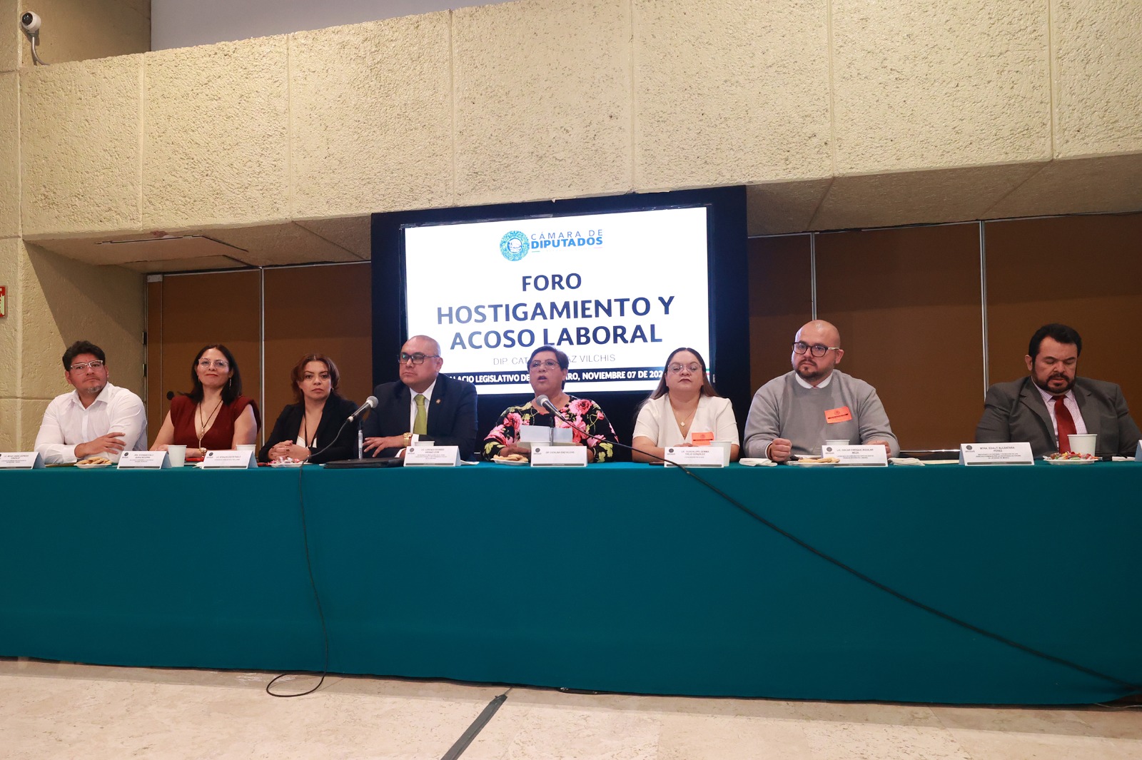 La diputada de Morena indica que se busca promover un entorno laboral favorable y proteger la salud física y emocional de las y los y trabajadores