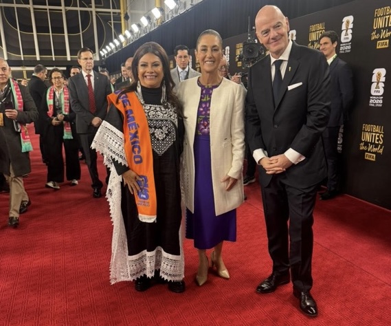 La presidenta de México y la jefa de Gobierno capitalina fueron recibidas por Gianni Infantino en Washington, en el evento que definió los grupos de la Copa del Mundo.