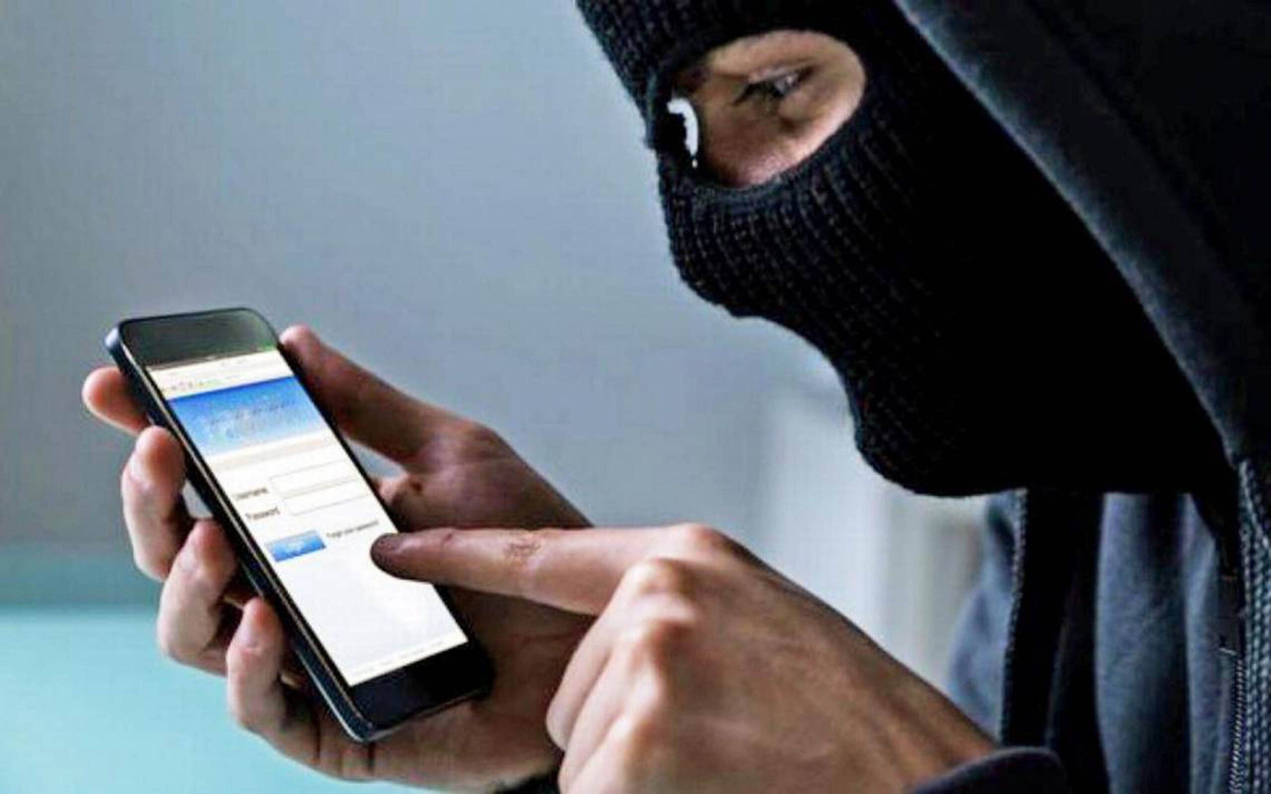 El Ejecutivo oficializó una hoja de ruta para uniformar leyes y operaciones contra la extorsión y fijó plazos a estados y a la FGR para su implementación antes de 2026.