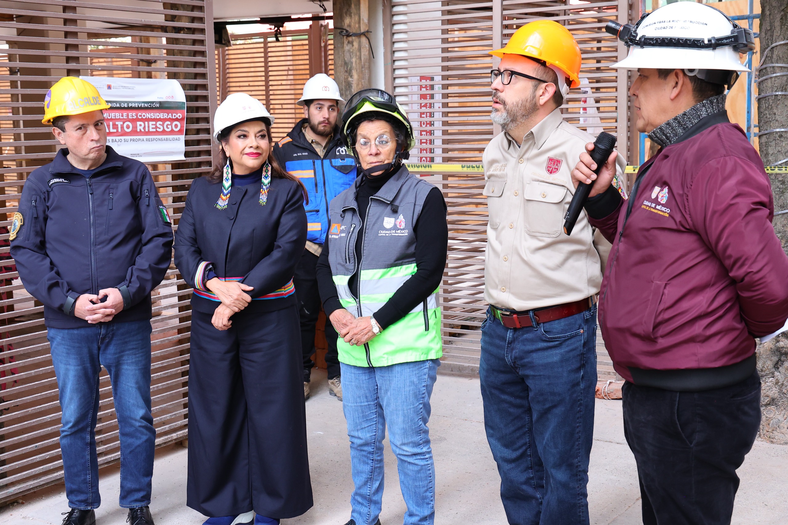 Clara Brugada anunció la entrega gratuita de 10 mil detectores de gas en unidades habitacionales; advirtió que en la CDMX ocurren en promedio 11 incidentes diarios por fugas.