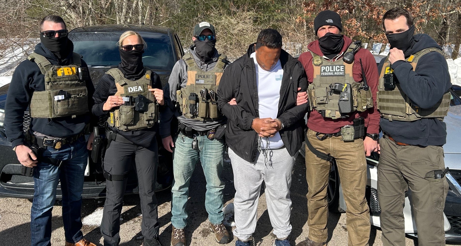 El gobernador de Florida, Ron DeSantis, anunció que el operativo “Tidal Wave”, desplegado en conjunto con autoridades federales, ha resultado en la detención de 10 400 migrantes en ocho meses, con un alto número de mexicanos y otros centroamericanos arrestados.