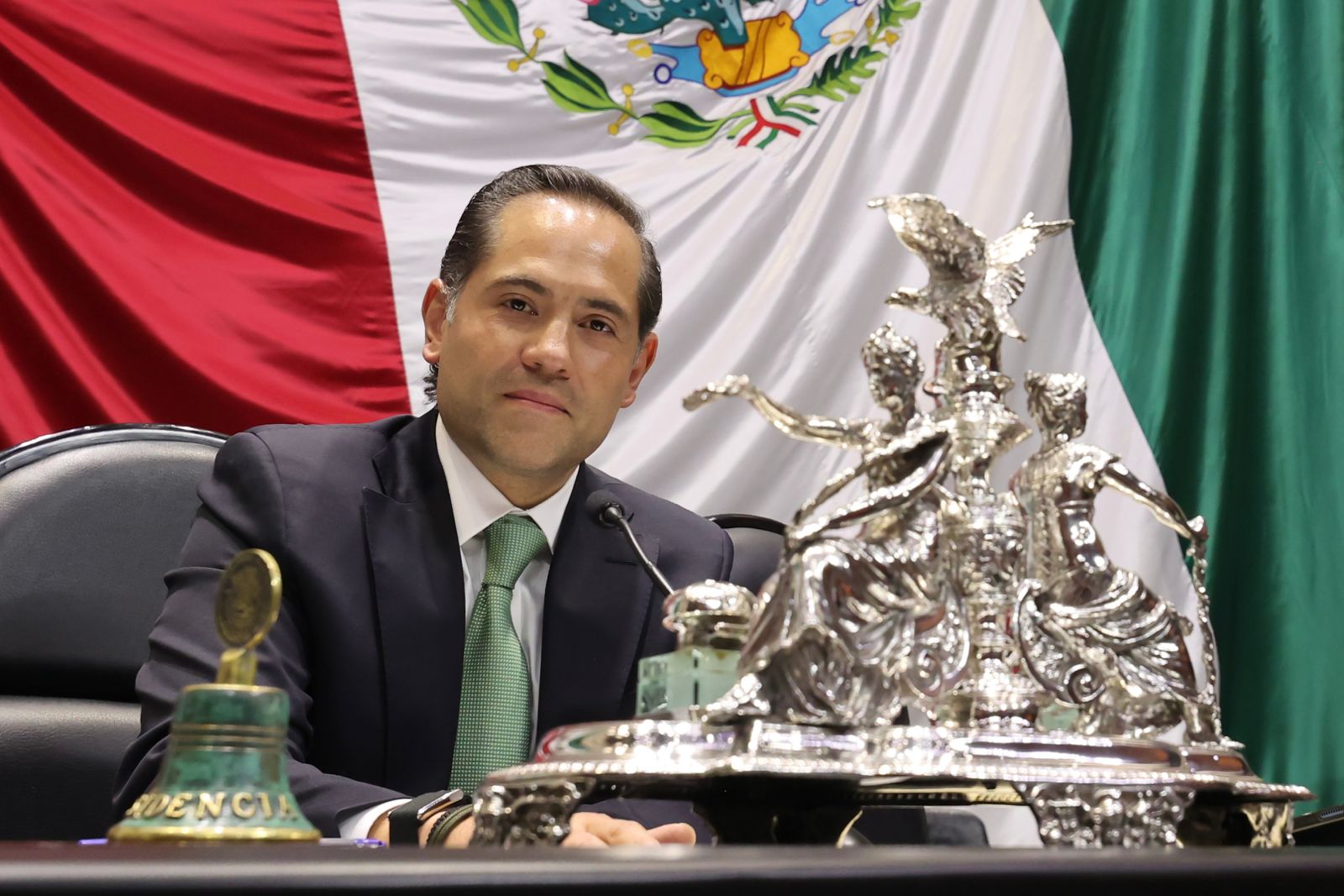 Raúl Bolaños-Cacho Cué asegura que no existe un documento oficial y subraya que el debate debe darse con seriedad, unidad y respeto a la pluralidad política.