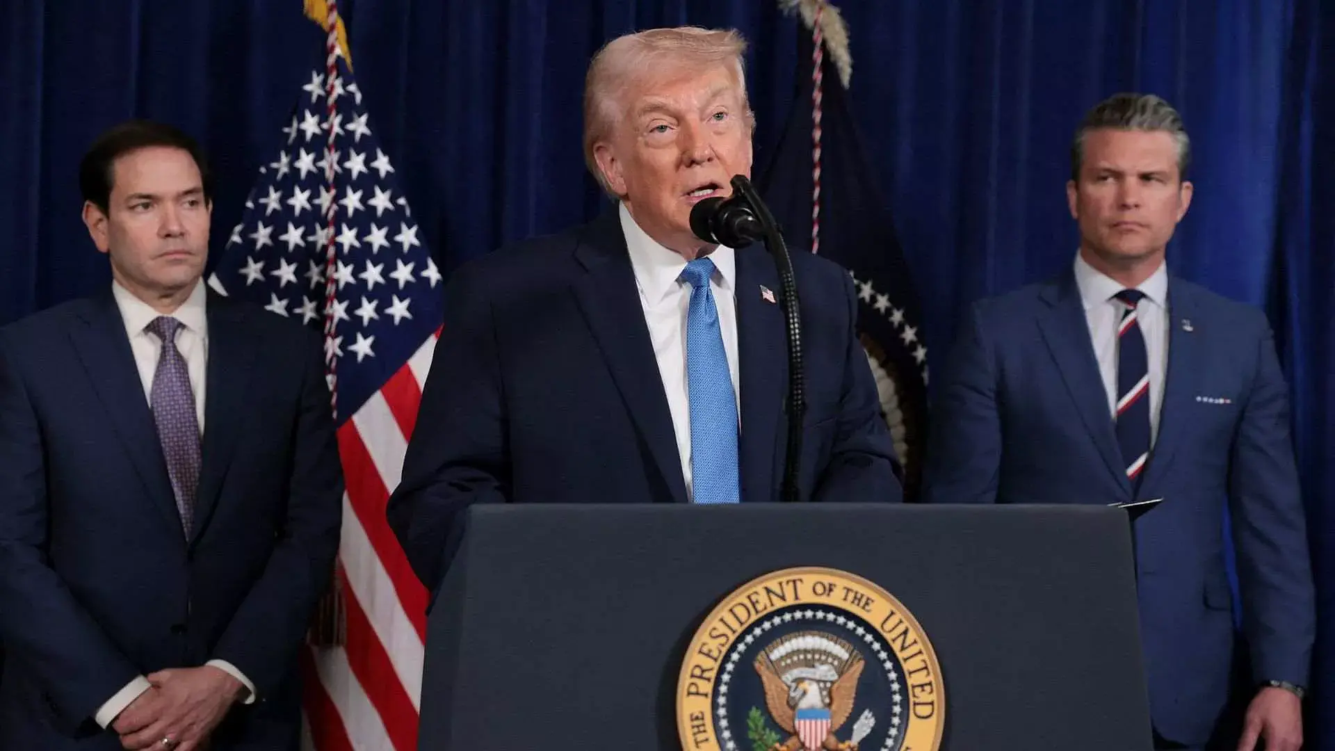 Desde Palm Beach, Florida, Donald Trump afirmó que Washington administrará Venezuela de forma temporal luego de una operación militar en Caracas.