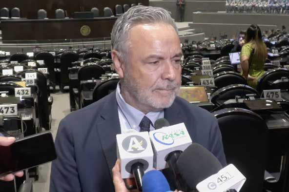 El vicecoordinador de Morena en la Cámara de Diputados afirmó que en el actual periodo de sesiones se impulsarán reformas para erradicar el fuero, fortalecer la fiscalización y combatir la impunidad.