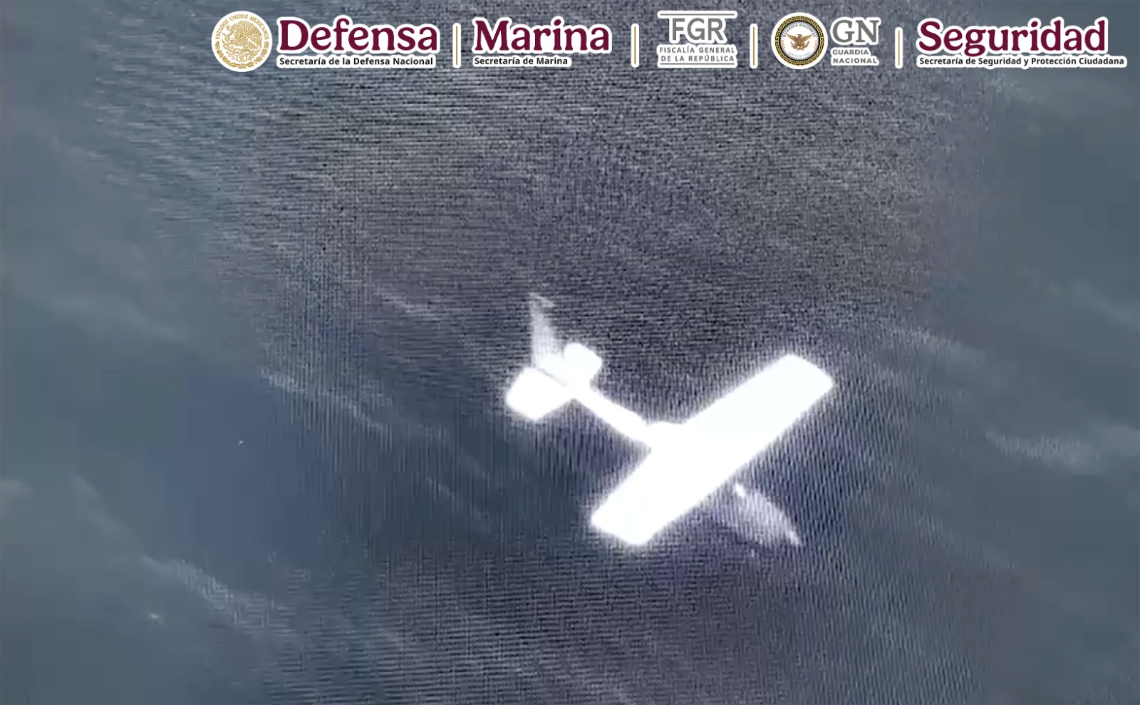 La detección fue resultado de la vigilancia aérea permanente; autoridades federales destacan que el cargamento equivale a millones de dosis.