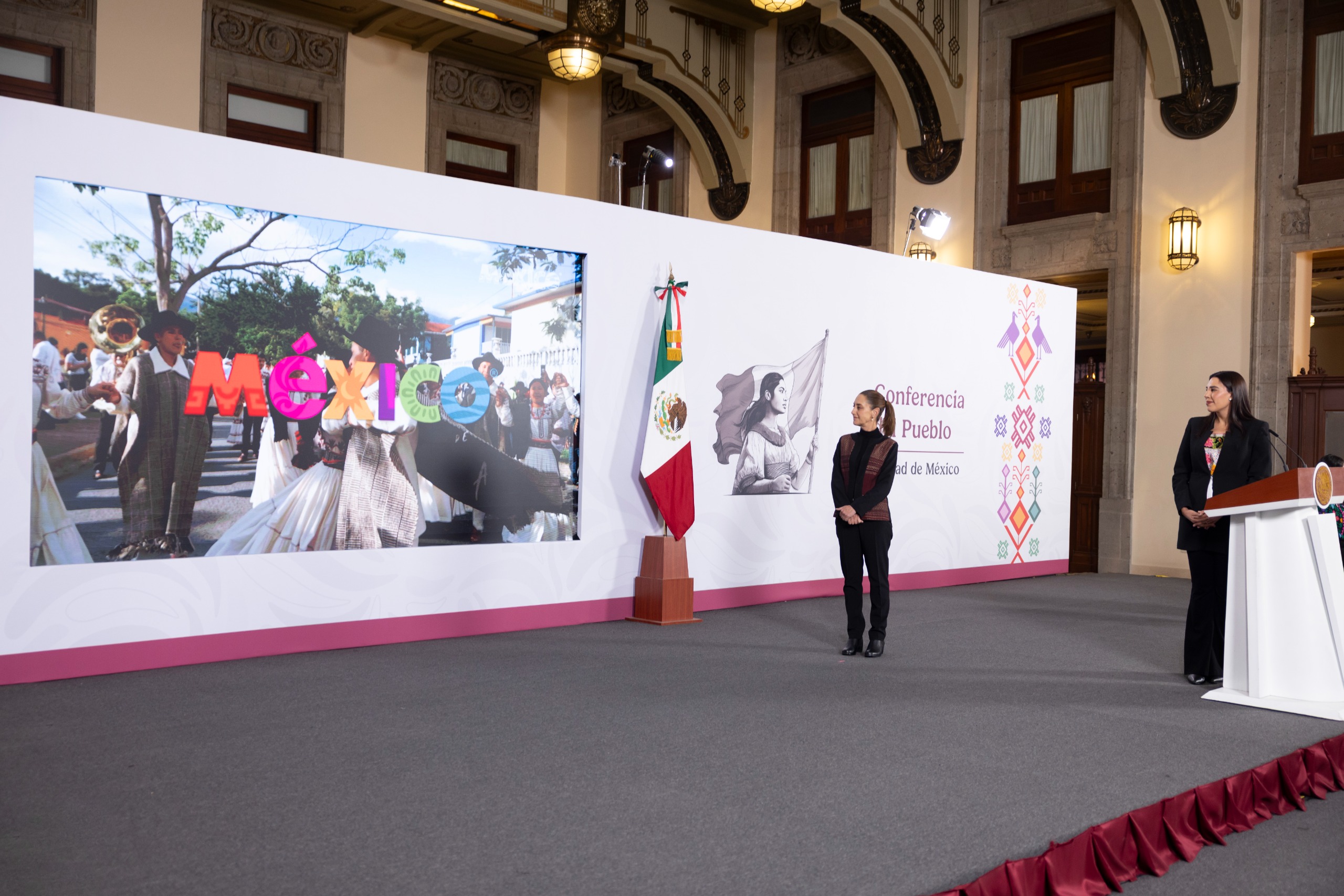 El país alcanzó 47.8 millones de turistas internacionales en 2025; la meta es sumar tres millones más cada año rumbo a 2030
