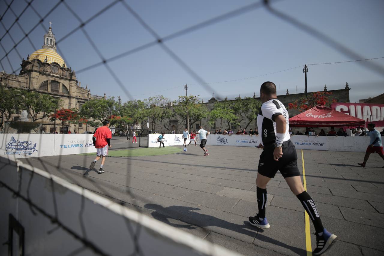 Anuncian 130 mil nuevos lugares en bachillerato, 100 centros “México Imparable”, activaciones deportivas rumbo a 2026 y un circuito nacional de festivales gratuitos.