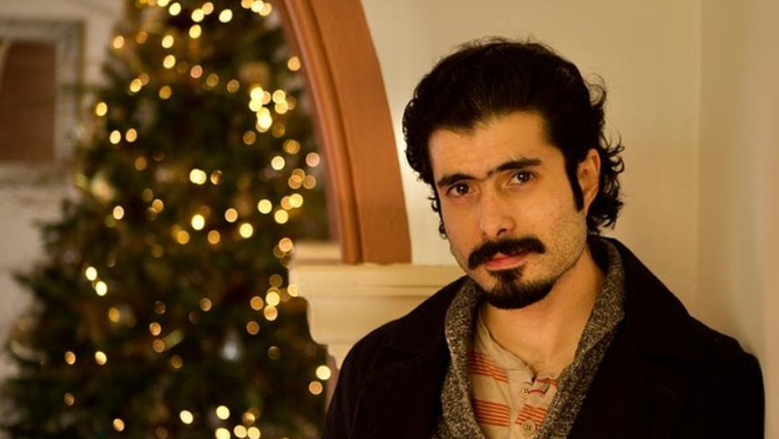 El actor fue hospitalizado tras caer desde el tercer nivel de un inmueble en la alcaldía Benito Juárez. Autoridades capitalinas investigan si se trató de un intento de suicidio.