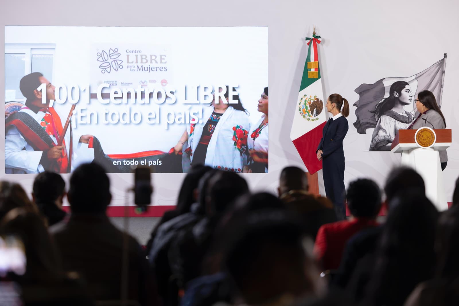 La secretaria de las Mujeres informó que el programa ha atendido a casi medio millón de usuarias y avanza hacia la meta de un centro en cada municipio.