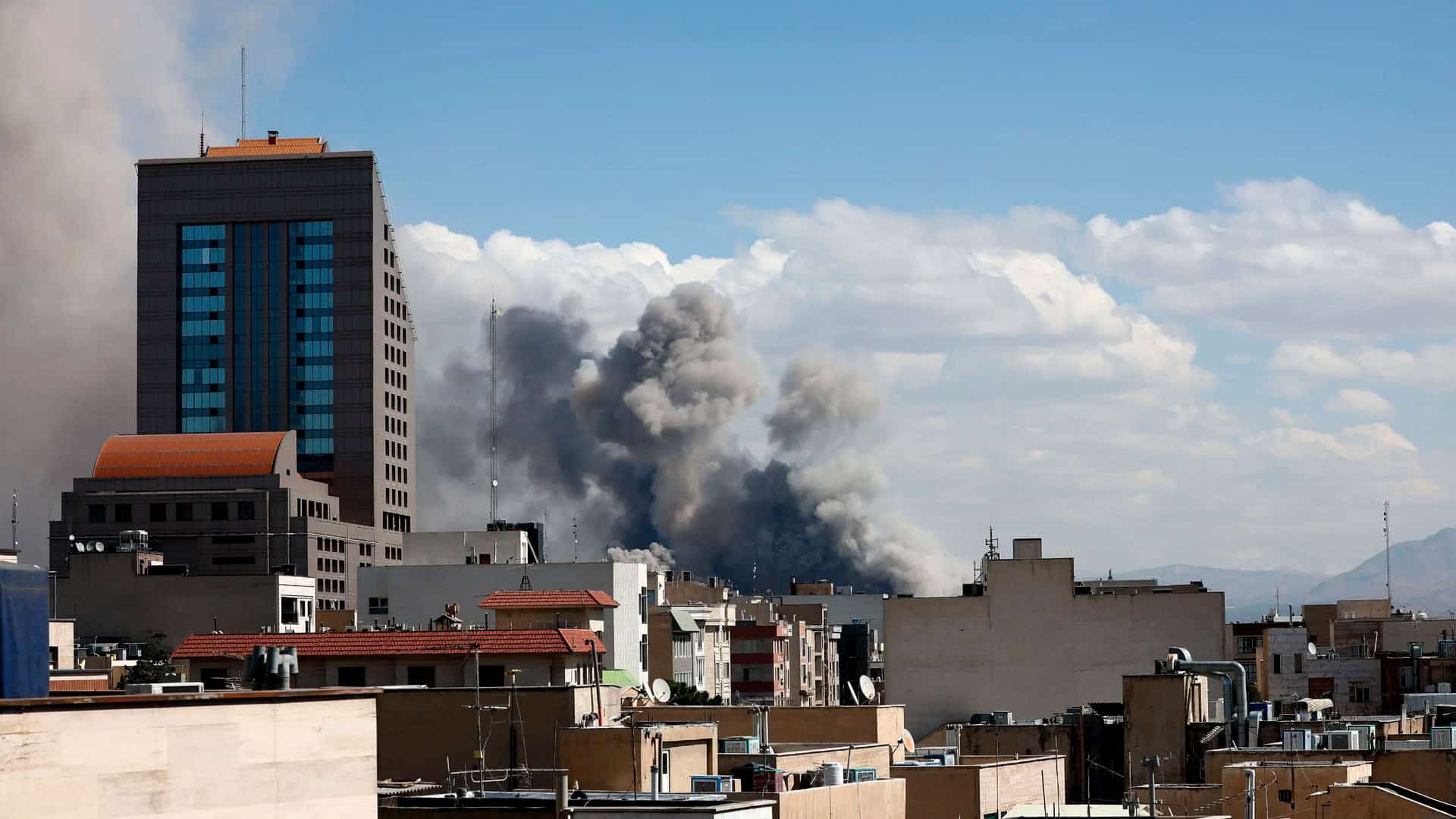 La SRE informó que no hay mexicanos lesionados y mantiene alerta consular ante el conflicto en la región; pide evitar viajes.