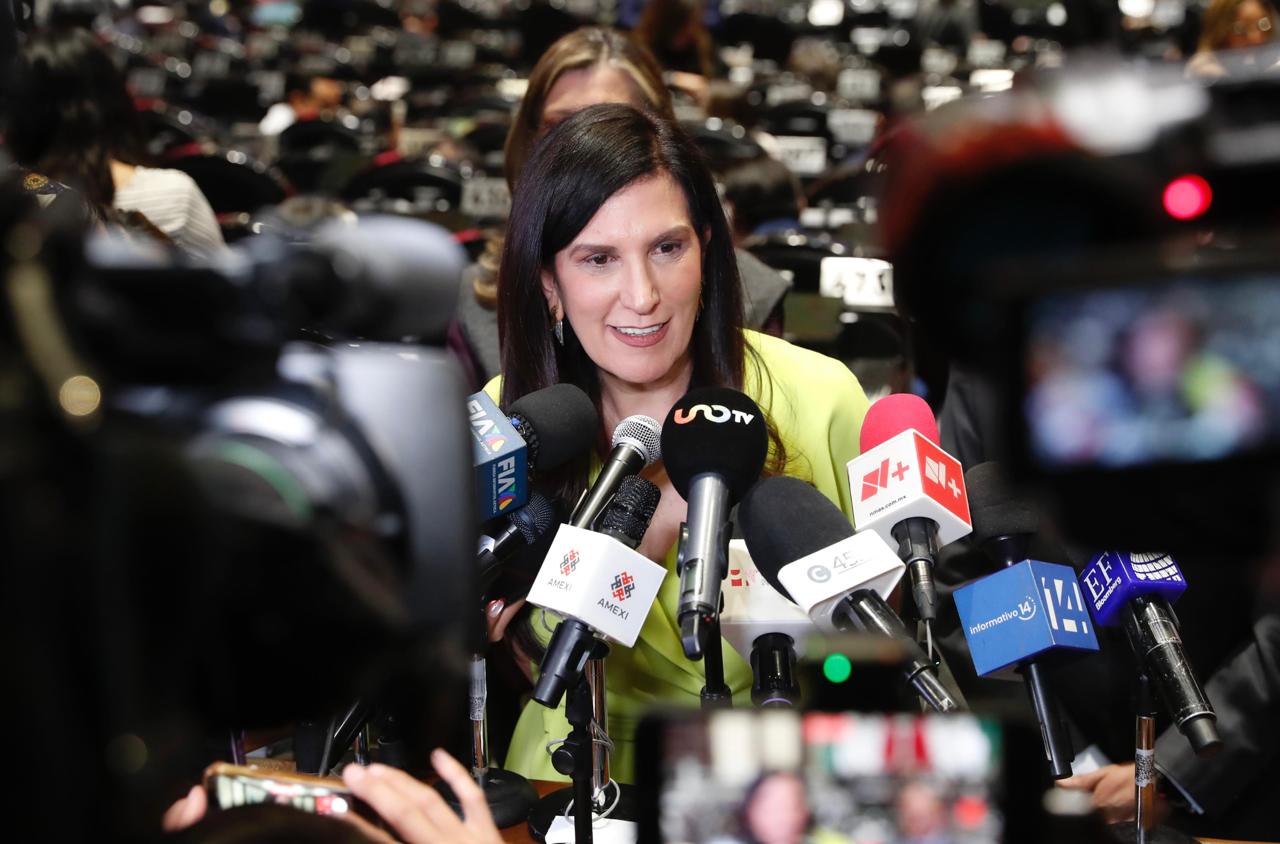 La presidenta de la Mesa Directiva señaló que el dictamen podría aprobarse hoy en comisiones y enviarse al pleno; advirtió que si no se alcanzan las dos terceras partes, la propuesta se desechará y no llegará al Senado. También se prevé hoy la elección del nuevo titular de la ASF.