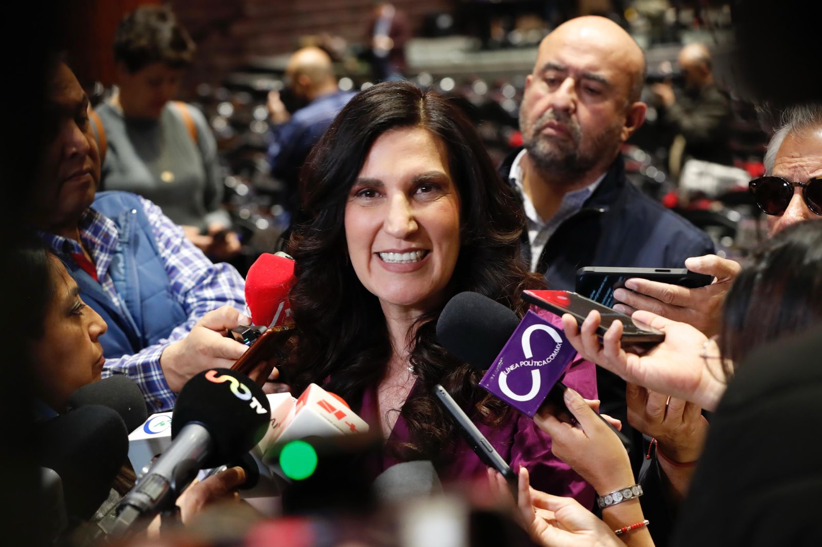 La presidenta de la Mesa Directiva asegura que se respetará el reglamento; PAN abre todas sus candidaturas a la ciudadanía