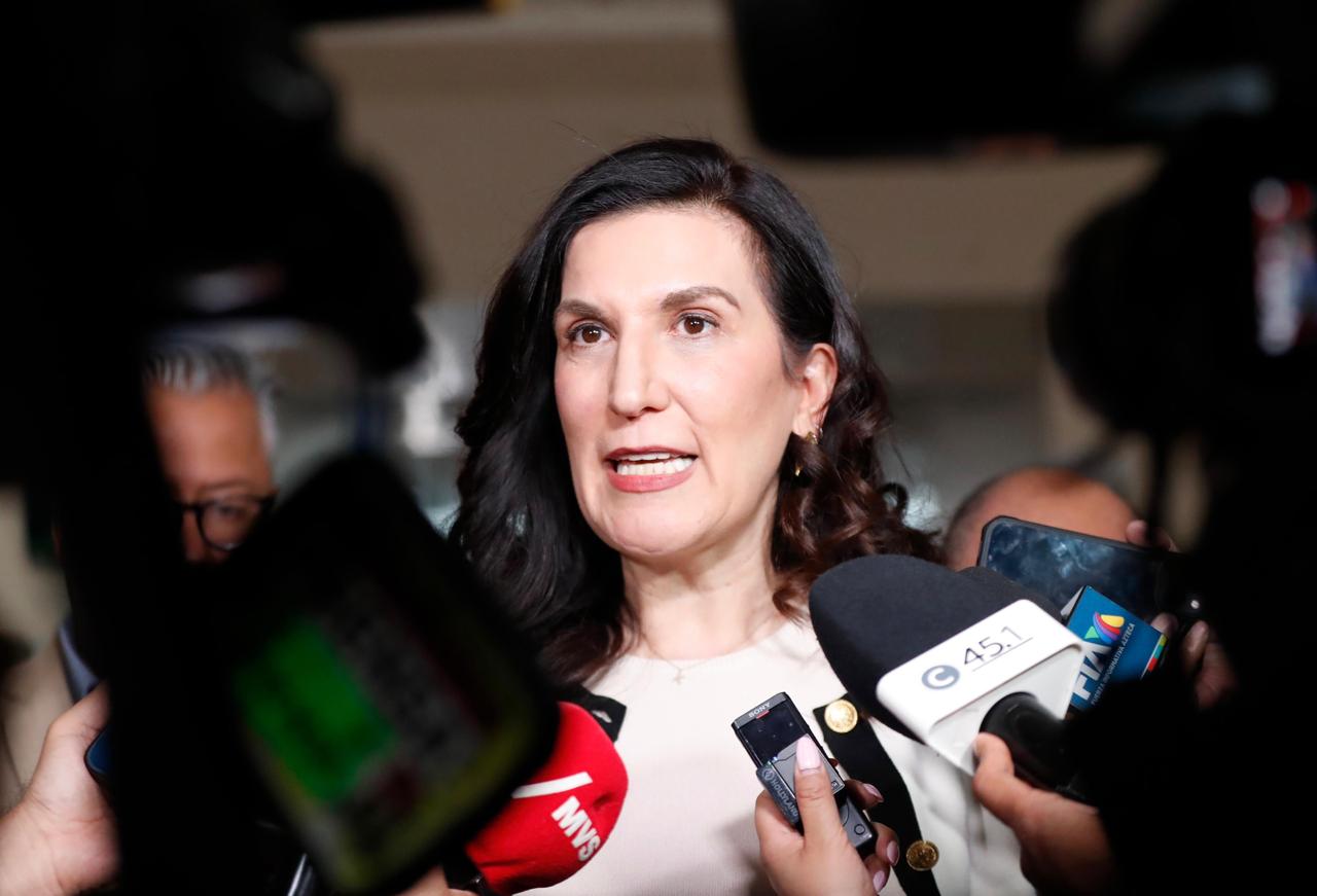 La legisladora advirtió que, de no corregirse en el Senado, impulsará cambios en la Cámara de Diputados; calificó como “error lamentable” la exclusión del principio de paridad en municipios.