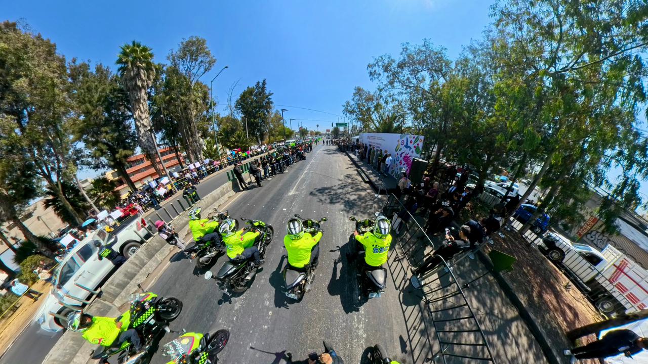 Autoridades habilitan accesos, puestos de mando y vigilancia para garantizar seguridad y orden durante el evento y su transmisión en el Zócalo.