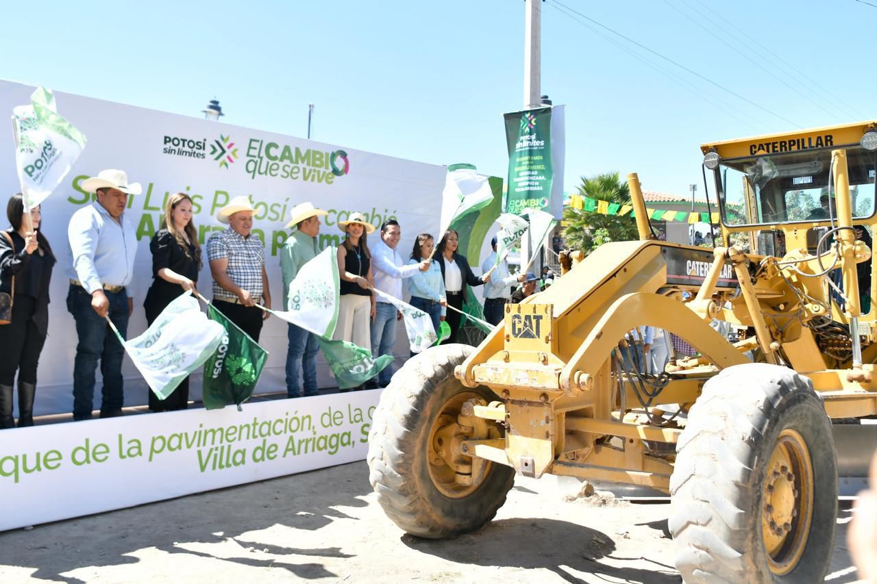 Entrega pavimentación, arranca nuevas obras y anuncia la renovación total de la plaza principal; beneficiarán a más de 15 mil habitantes.
