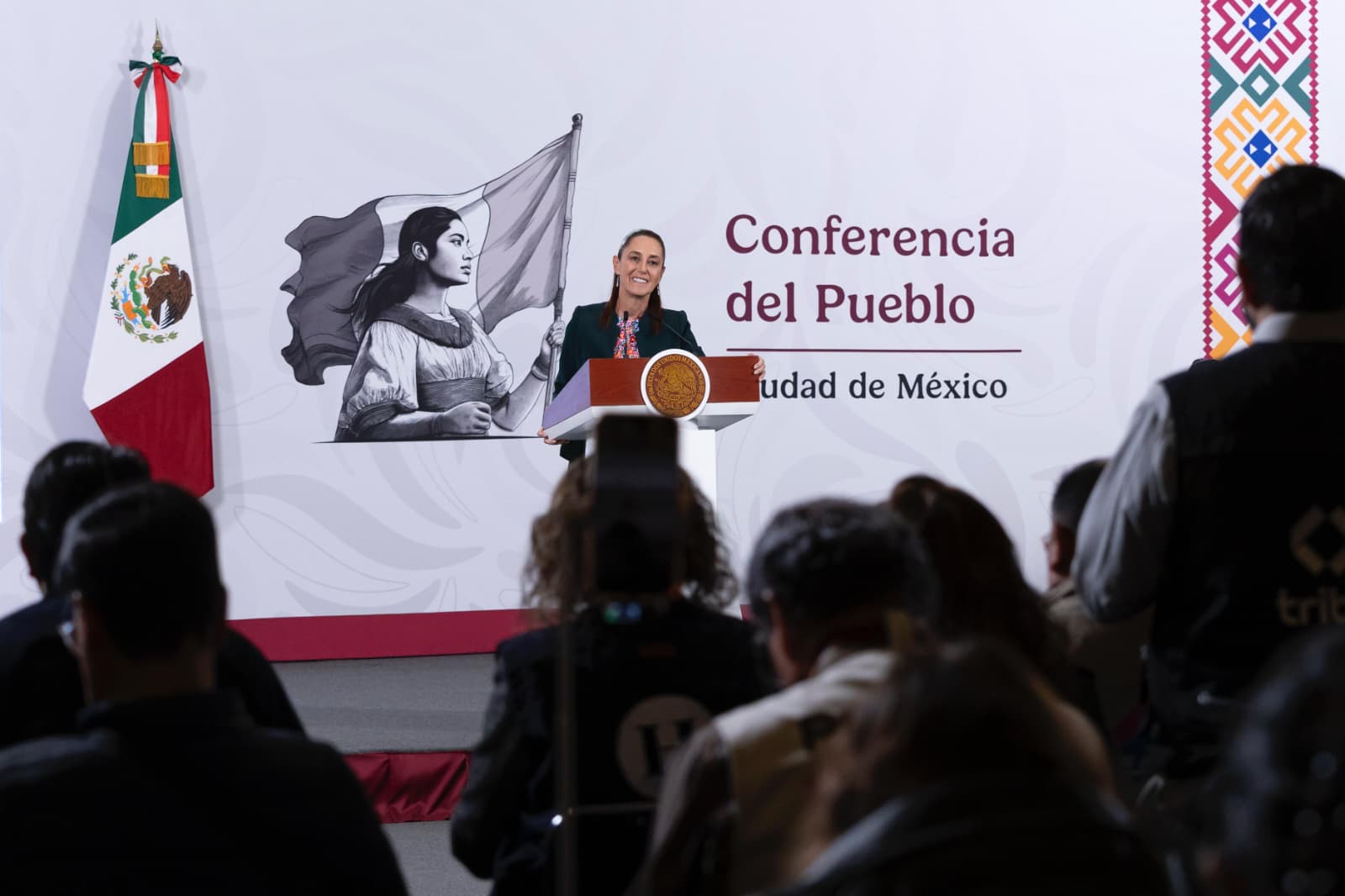 El gobierno federal plantea inversiones millonarias en sectores estratégicos y mayor acceso al crédito para elevar el dinamismo económico en el mediano plazo.