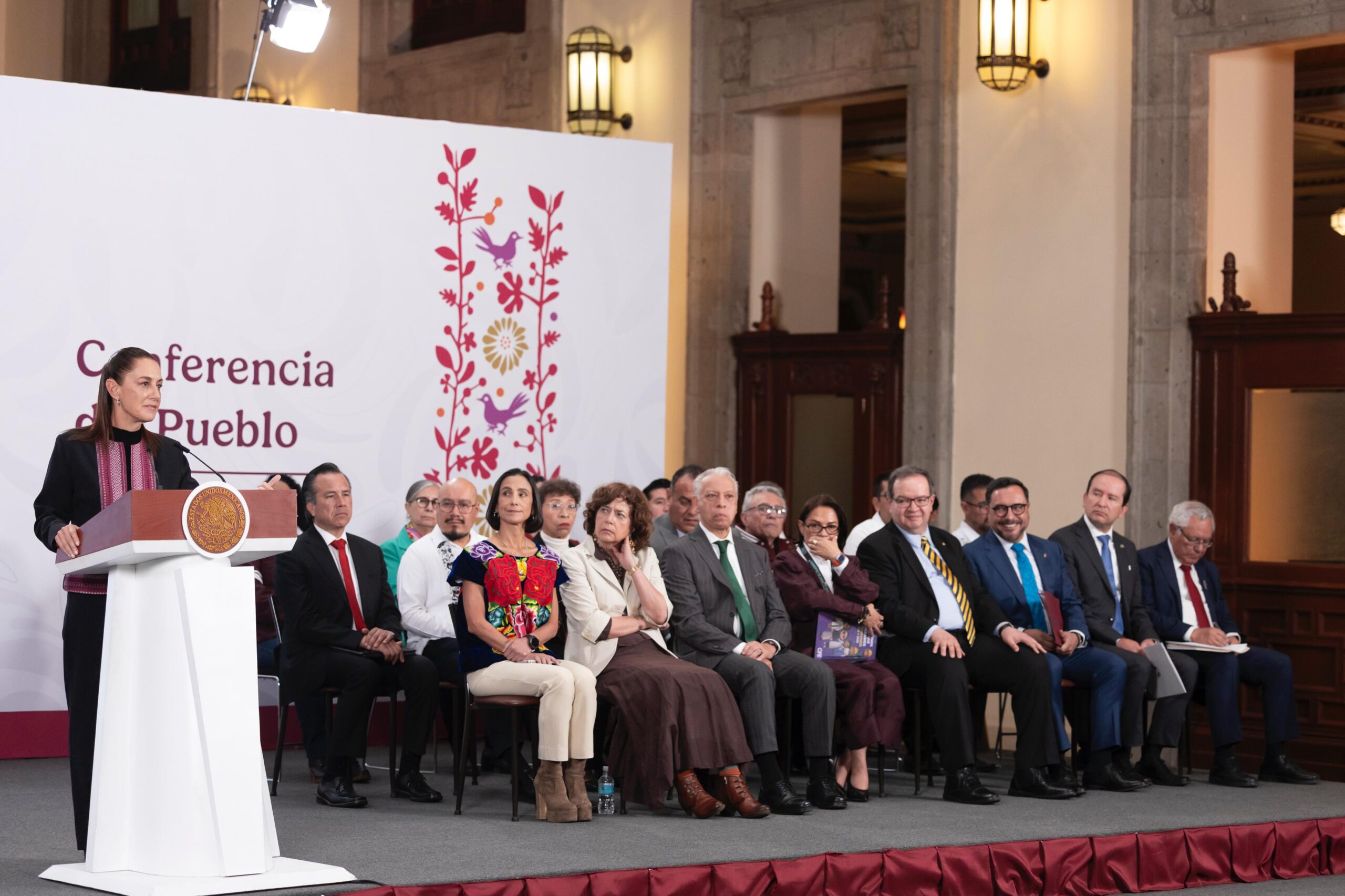 Rosaura Ruiz anuncia grupo de alto nivel con expertos de universidades y centros públicos; afirma que la soberanía energética deberá construirse con evidencia científica