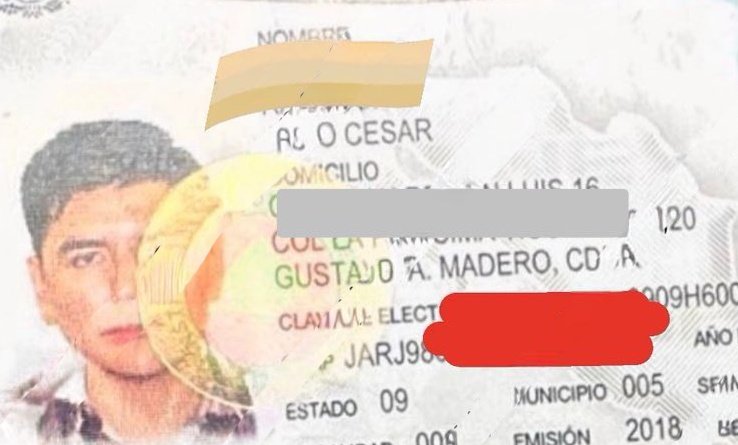 Entre sus ropas fue localizada una credencial de elector. El ataque en la zona arqueológica dejó una turista canadiense muerta y 13 lesionados de cinco nacionalidades, entre ellos un menor de edad.