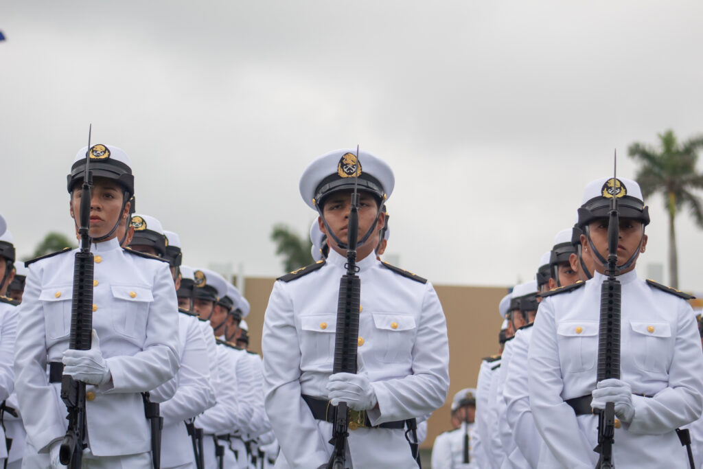 La presidenta Claudia Sheinbaum iniciará actividades en Palacio Nacional y posteriormente viajará a Veracruz para presidir el aniversario de la Gesta Heroica del Puerto de Veracruz y la Jura de Bandera de cadetes de Marina. 
