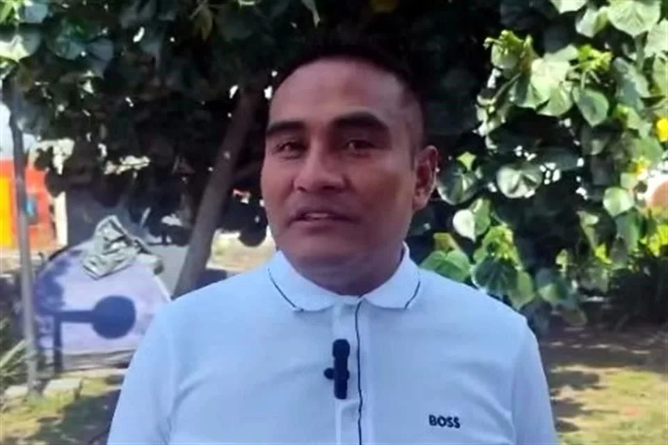 La Fiscalía de Morelos confirmó la captura de Jorge Armando “N”, presidente municipal de Tlalnepantla. Fue asegurado la noche del sábado sobre la carretera Yautepec-Tlayacapan y en las próximas horas se definirá su situación jurídica.