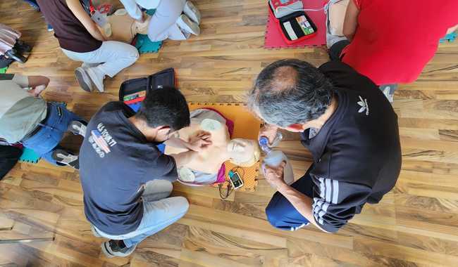 Legisladoras de Movimiento Ciudadano impulsan una reforma a la Ley General de Educación para que escuelas cuenten con personal certificado en primeros auxilios y resucitación cardiopulmonar.