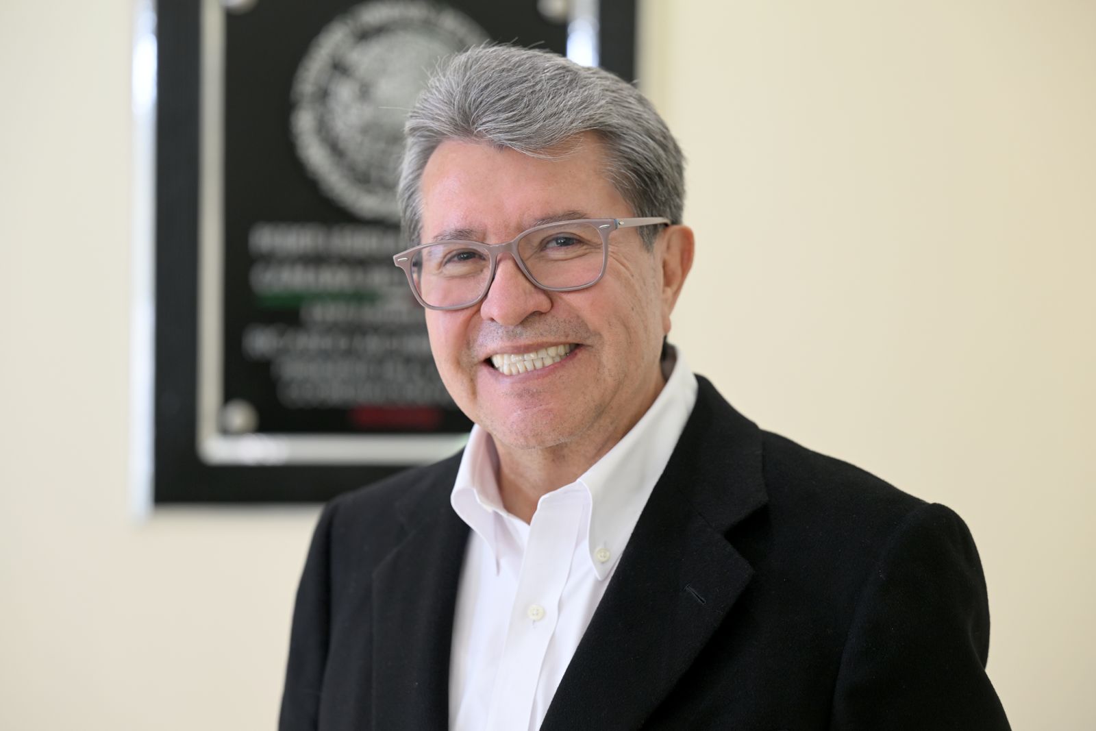 El coordinador de Morena en San Lázaro advirtió que la unidad interna será clave para la permanencia del movimiento y destacó la necesidad de preparar cuadros jóvenes para relevar a la actual generación política.