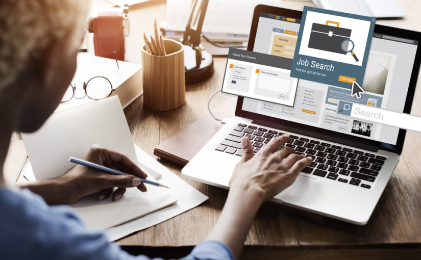 Especialistas recomiendan aprovechar los días de descanso para actualizar el currículum, ajustar estrategias y dejar atrás creencias obsoletas en un mercado laboral cada vez más competitivo.