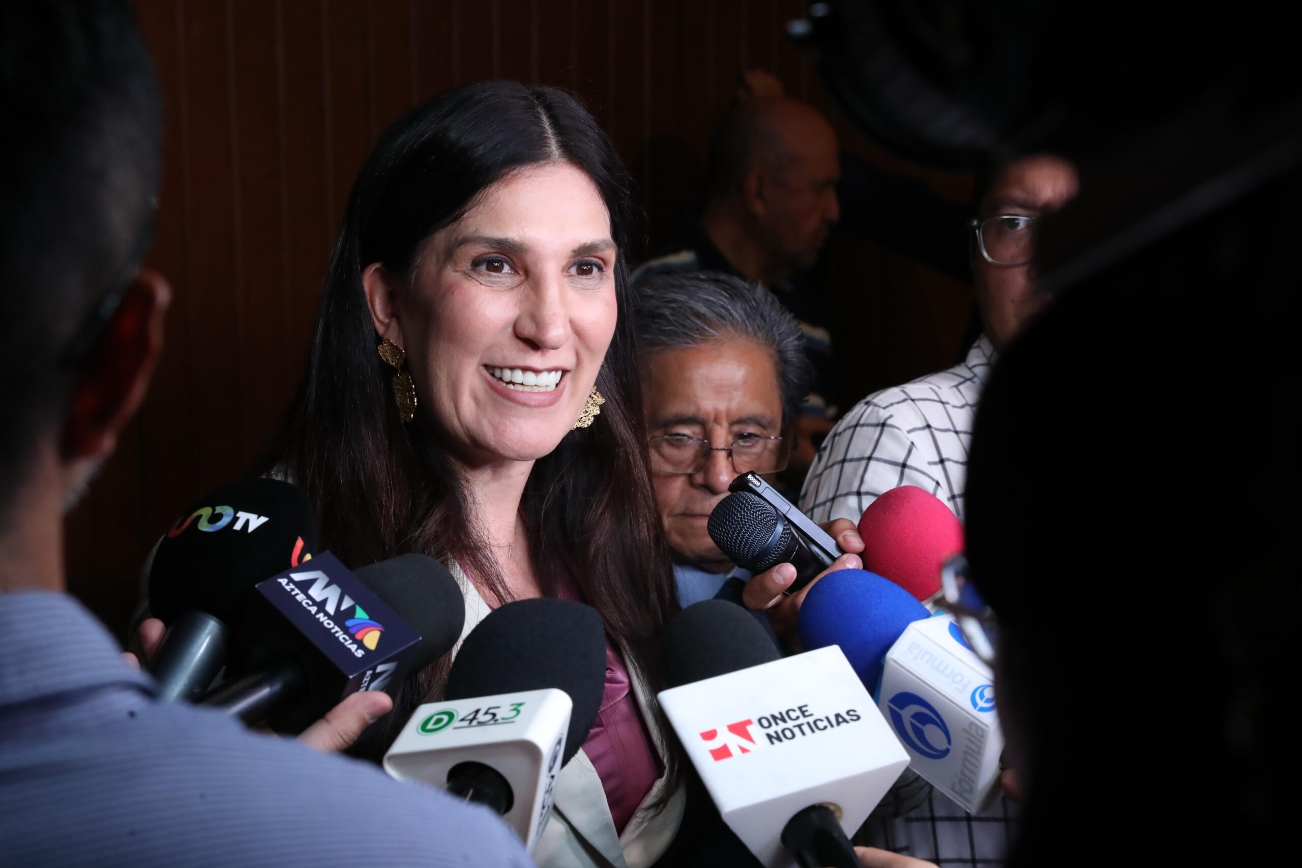 La presidenta de la Cámara de Diputados advirtió que reducir días de clase afectaría el aprendizaje de niñas y niños; llamó a reorganizar el sistema educativo y mejorar la infraestructura escolar