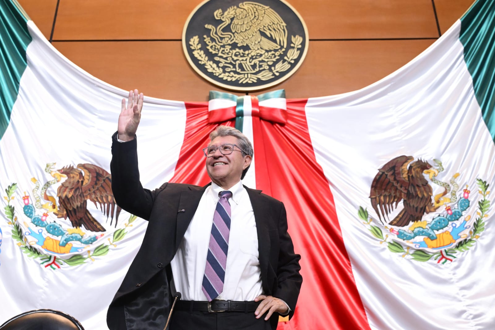 El presidente de la Jucopo destacó la importancia de acercar a las nuevas generaciones al trabajo legislativo y a los archivos históricos de la Cámara de Diputados.