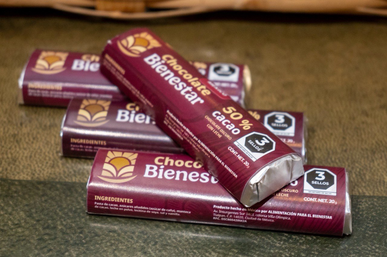 La presidenta afirmó que el nuevo acuerdo comercial entre México y la Unión Europea permitirá exportar cacao y Chocolate del Bienestar con mejores condiciones arancelarias, en beneficio de pequeños productores de Tabasco.