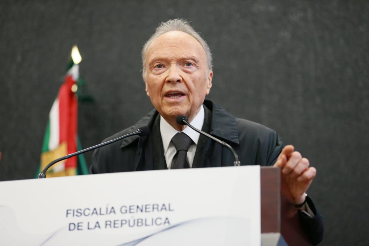 El exfiscal informó bienes, arte y joyas heredados desde los 3 años.