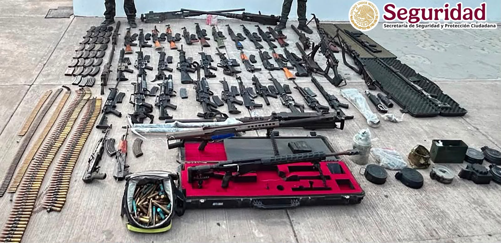 Hallan 50 armas, ametralladoras y lanzagranadas en Sinaloa.