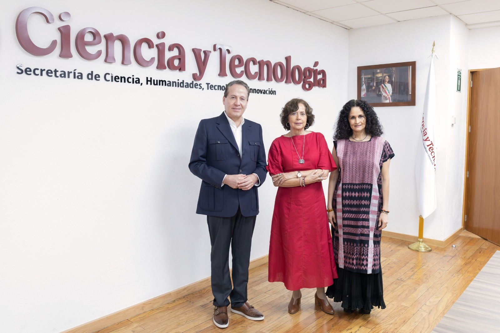 Secihti y Congreso coordinan agenda de ciencia, IA e innovación