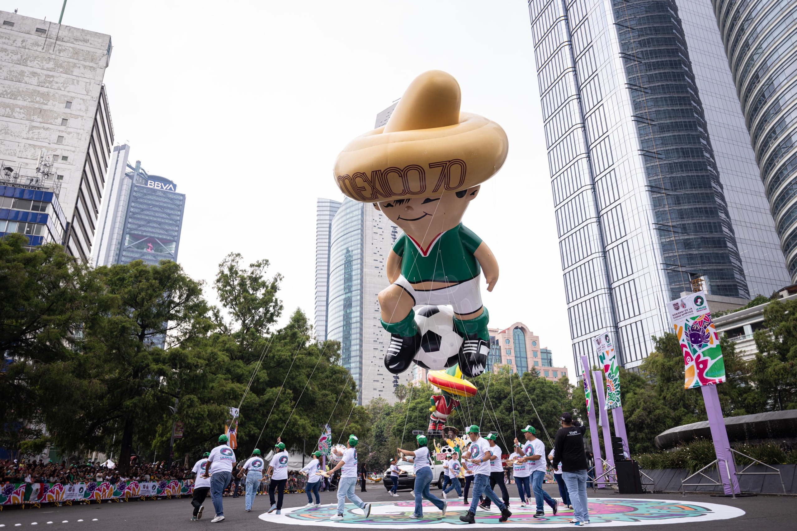 CDMX celebra el Mundial 2026 con un desfile masivo y cultural.