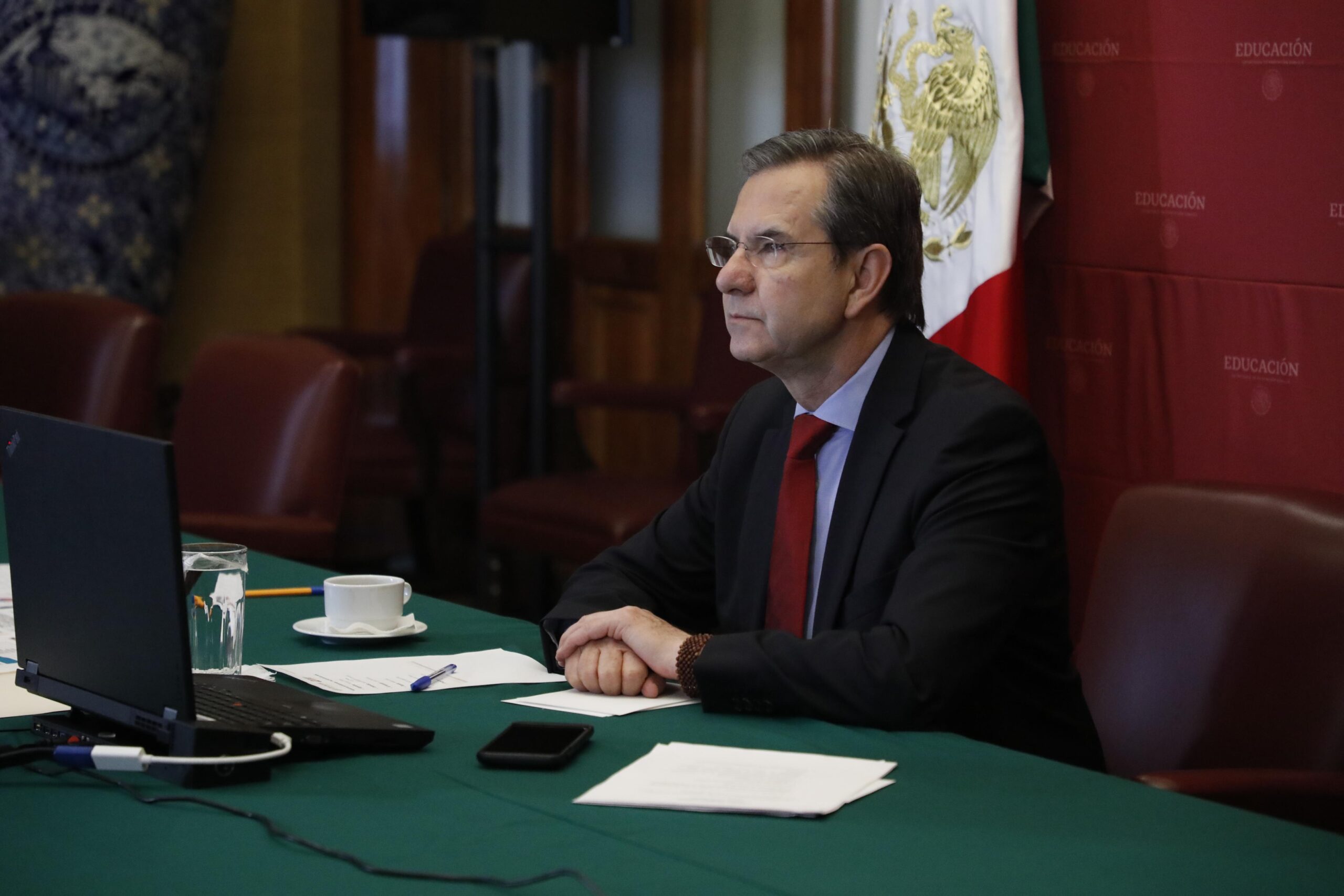 Sheinbaum envía al Congreso el nombramiento de Moctezuma ante la UE.