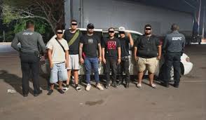 Fuerzas federales y estatales los hallaron en operativo de madrugada.