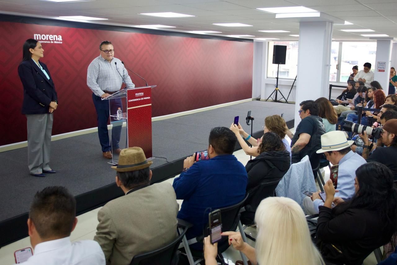Morena impugna 16 distritos y acusa compra de votos con QR