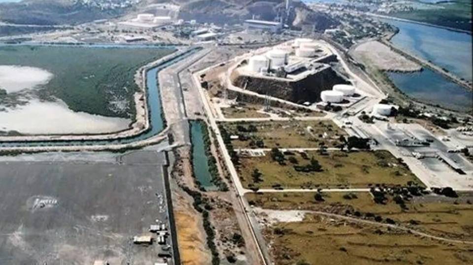 Sheinbaum defiende obra en Sinaloa y afirma que hubo consulta ambiental.