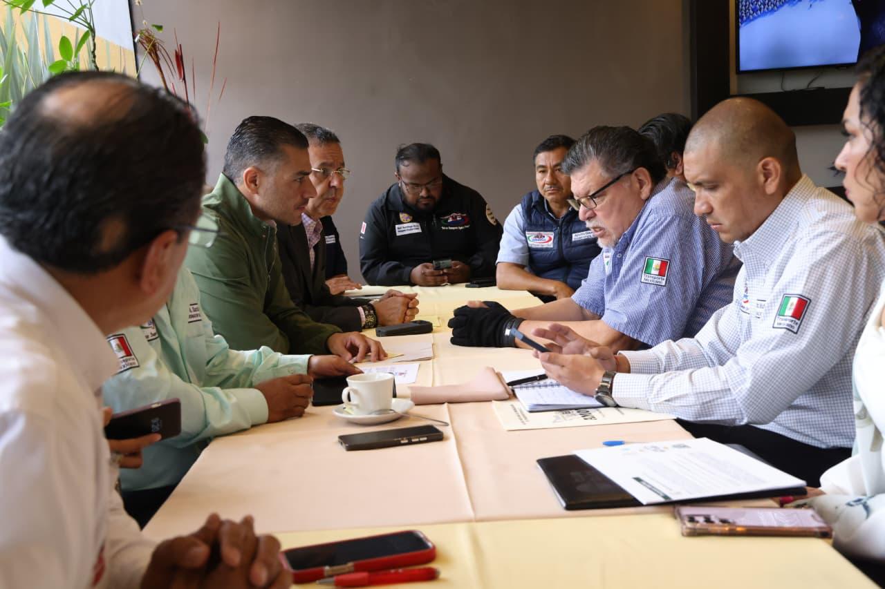 Transportistas suspenden protestas tras acuerdos con autoridades.