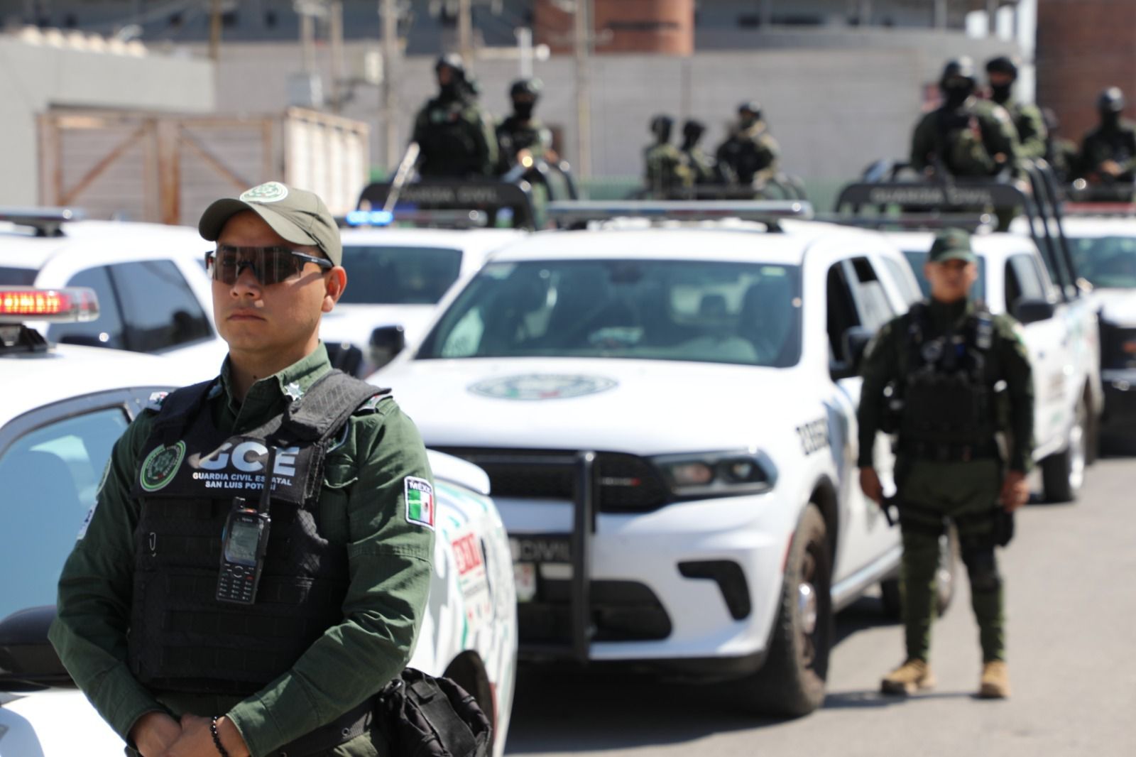El Gobierno de San Luis Potosí afirmó que la disminución en homicidios dolosos y robos con violencia es resultado del fortalecimiento de la Guardia Civil Estatal, la coordinación con fuerzas federales, el uso de tecnología y programas sociales para atender las causas de la delincuencia.